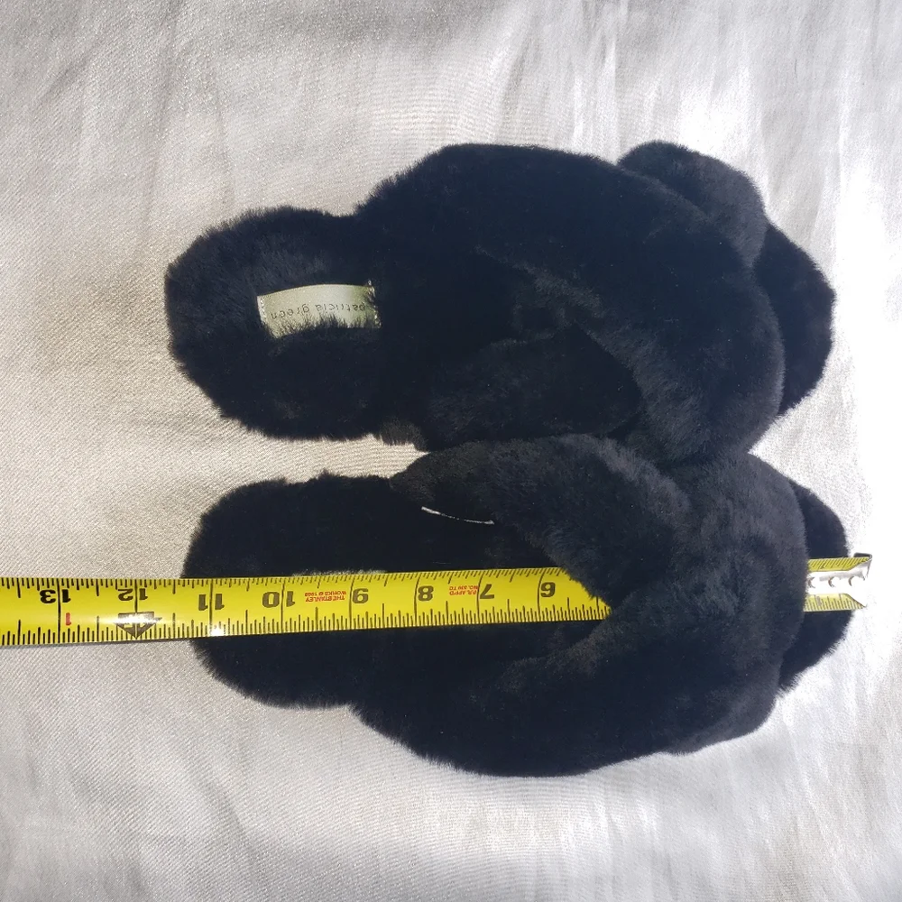 PATRICIA GREEN Mt. Hood Shearling Crisscross Slippers - Picture 7 of 7